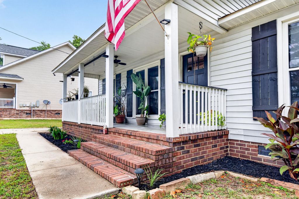 Photo of 213 Elm Street, Moncks Corner, SC 29461 (MLS # 26015144)
