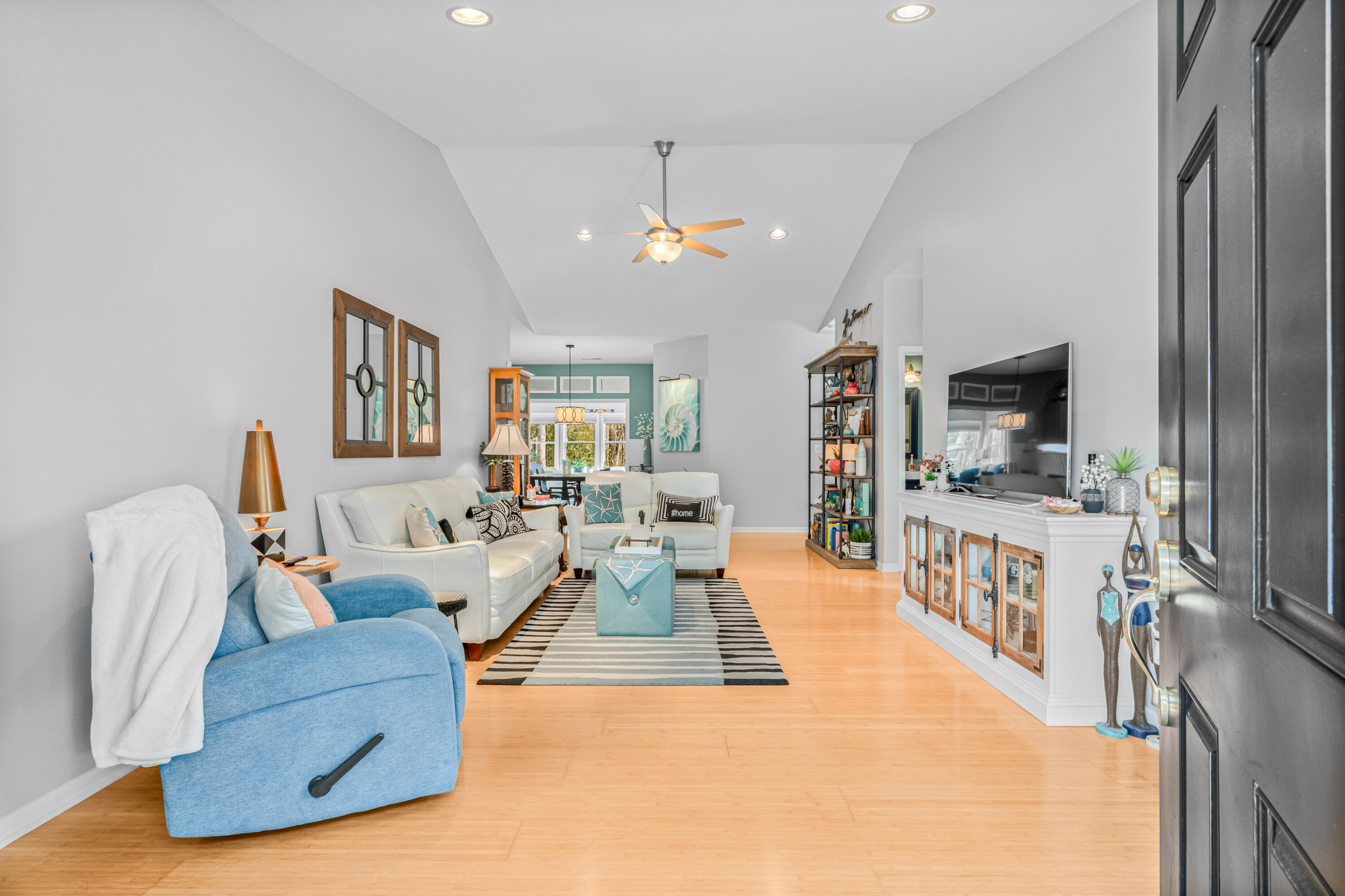 8699 Grassy Oak Trail