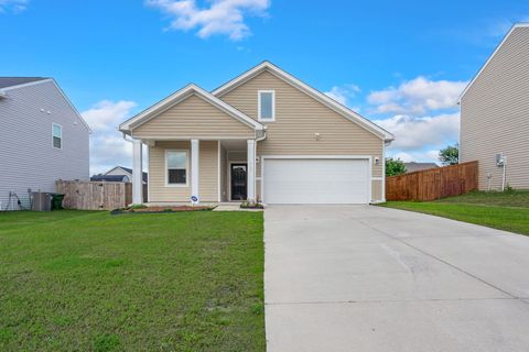 A home in Moncks Corner