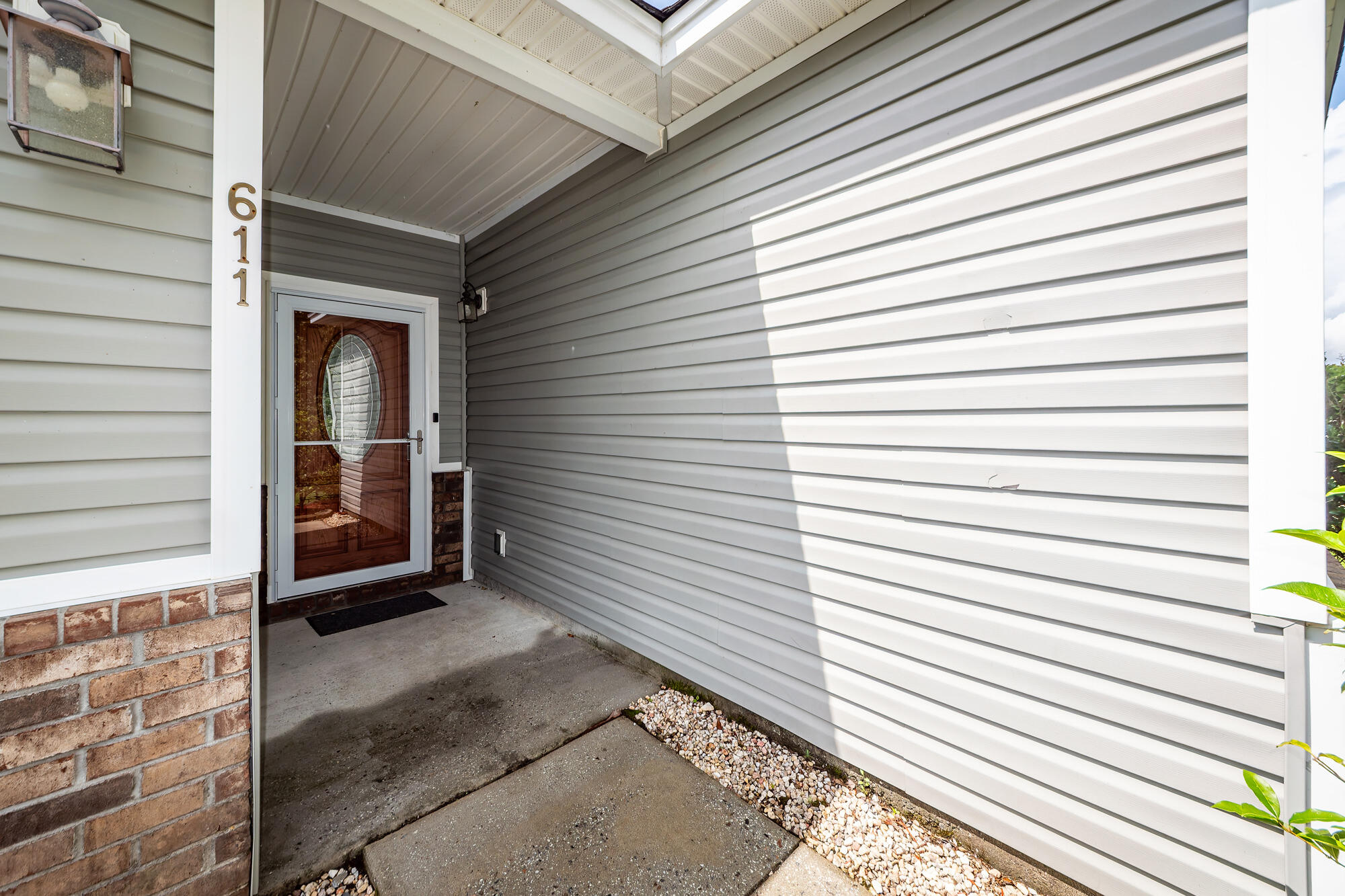 611 Grassy Hill Road