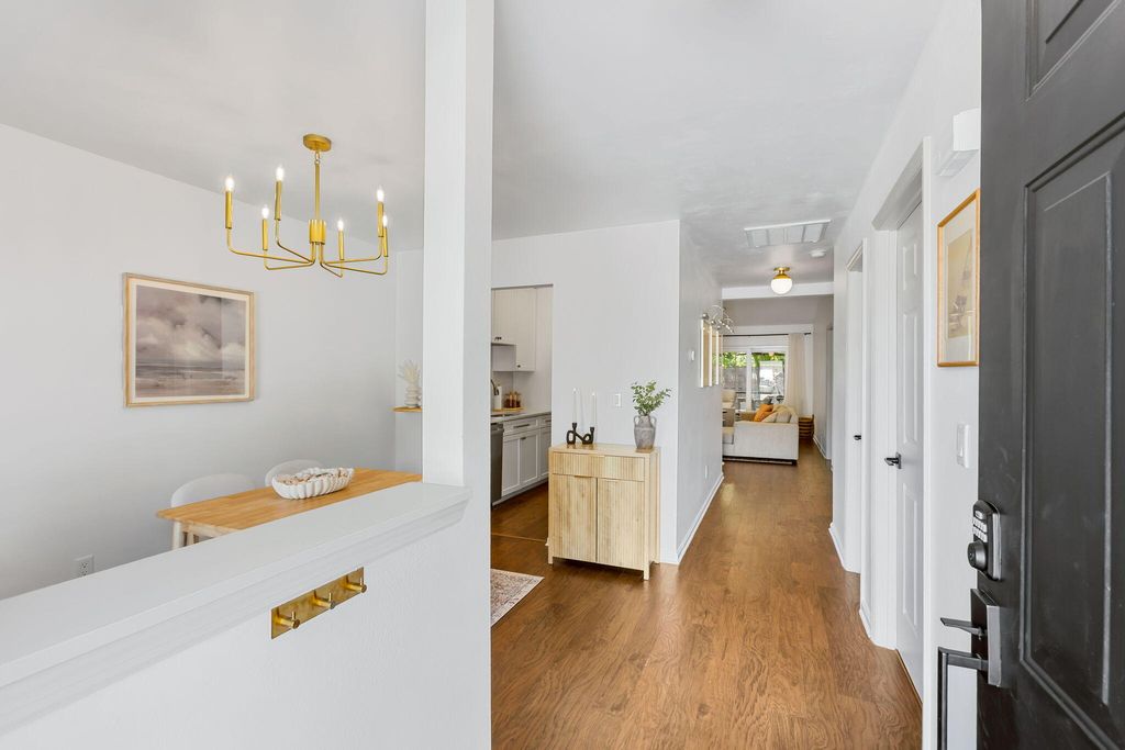 Photo of 1323 Pinnacle Lane, Charleston, SC 29412 (MLS # 26010784)