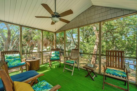 A home in Edisto Island