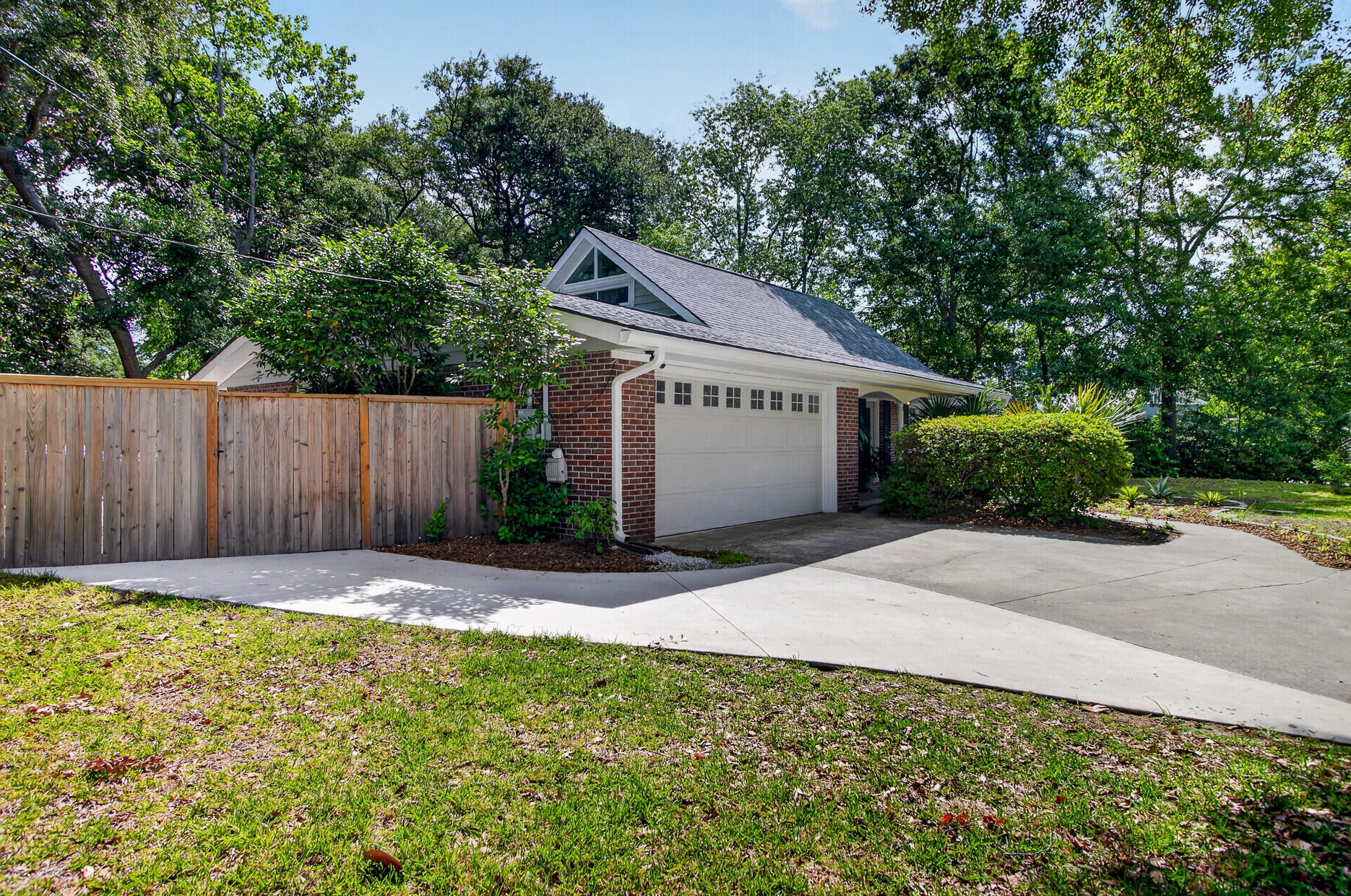 1760 Pittsford Circle