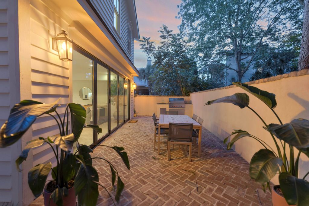 Photo of 258 Coming St. Street, Charleston, SC 29403 (MLS # 26015357)