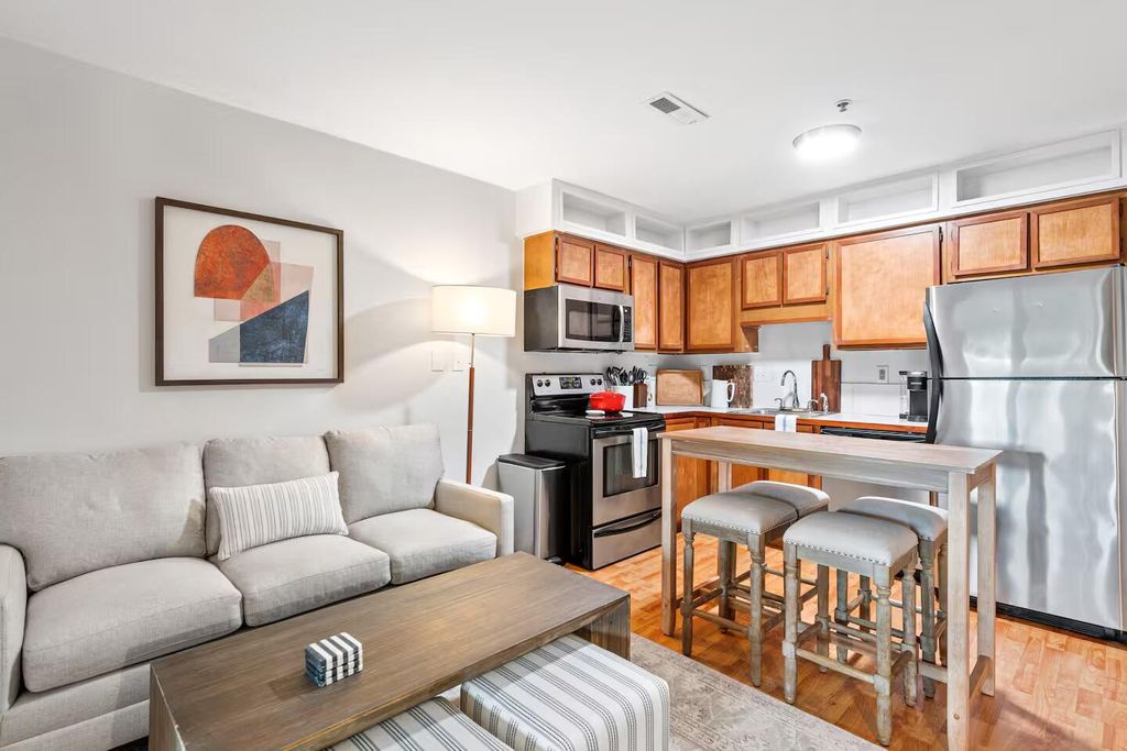 Photo of 40 Bee Street St #306, Charleston, SC 29403 (MLS # 25029574)