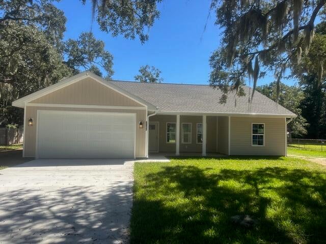 6034 Creek Road
