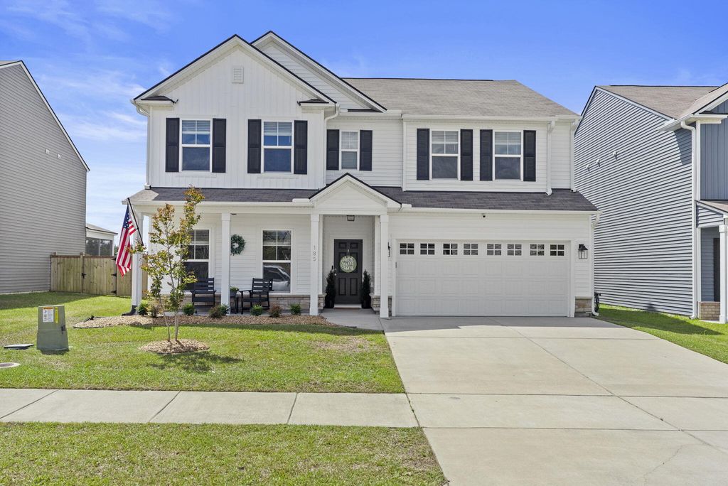 Photo of 185 Hayworth Road, Summerville, SC 29486 (MLS # 26010667)