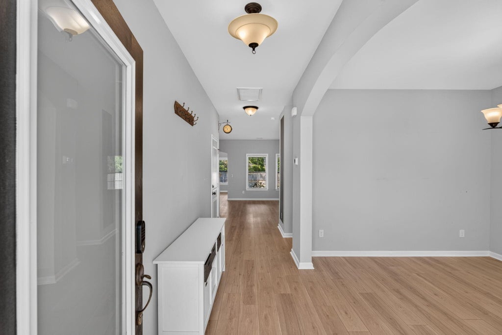 Photo of 517 Grey Owl Way, Charleston, SC 29414 (MLS # 26027295)