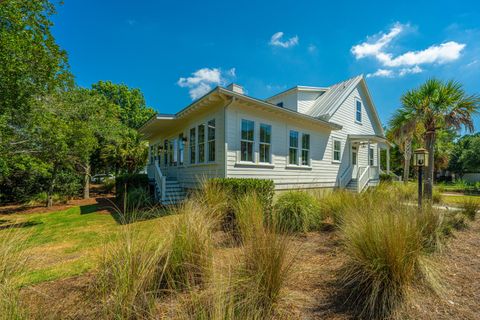 A home in Mount Pleasant