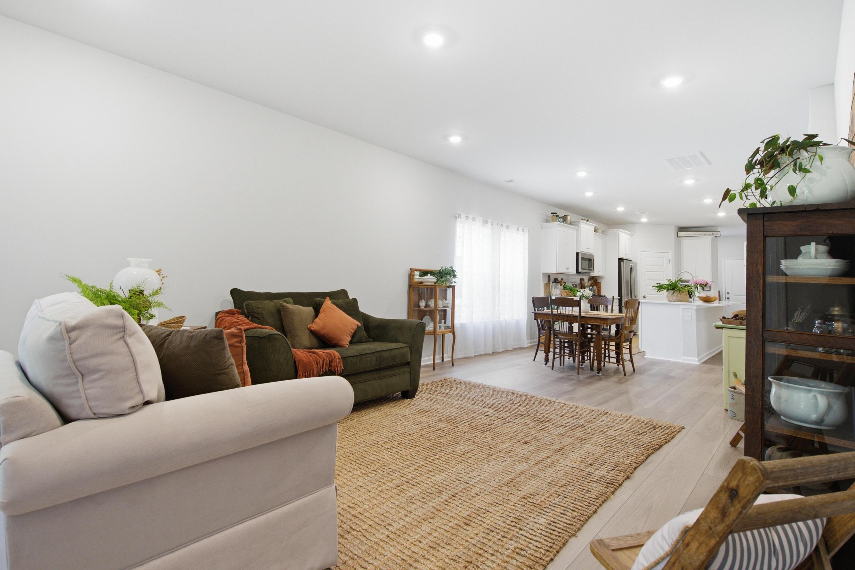 1022 Grace Field Avenue
