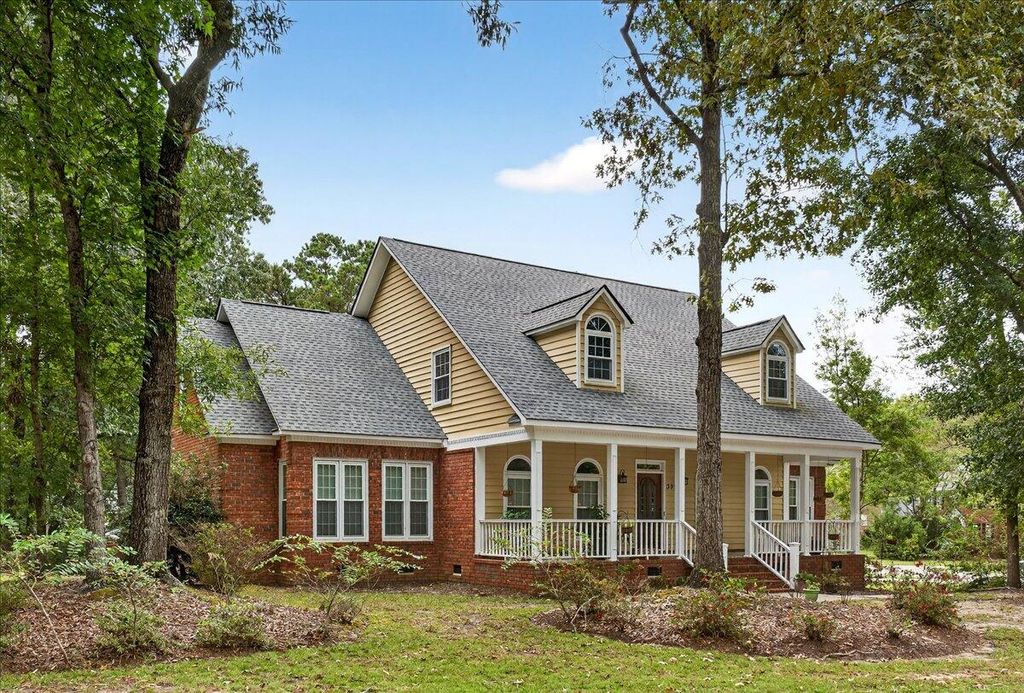 Photo of 301 Upshur Court, Summerville, SC 29485 (MLS # 25026703)