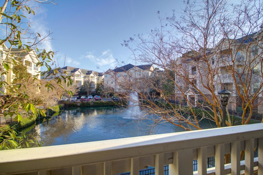 Photo of 2244 Ashley Crossing Drive #613, Charleston, SC 29414 (MLS # 26006729)