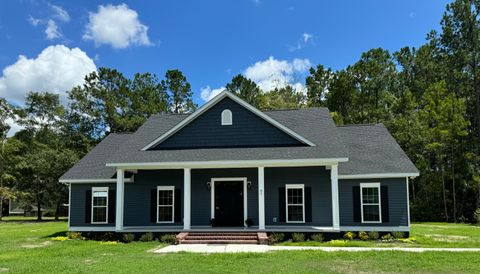 Photo of 85 Prestwick Place, Walterboro, SC 29488 (MLS # 25027697)