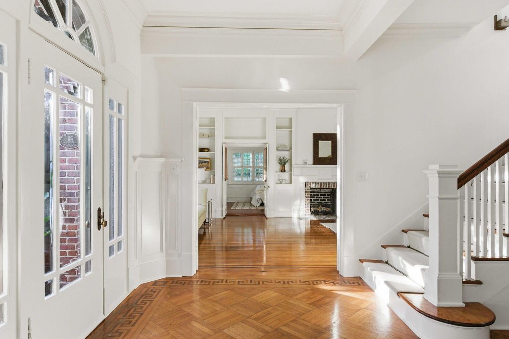 Photo of 56 Parkwood Avenue, Charleston, SC 29403 (MLS # 26010797)