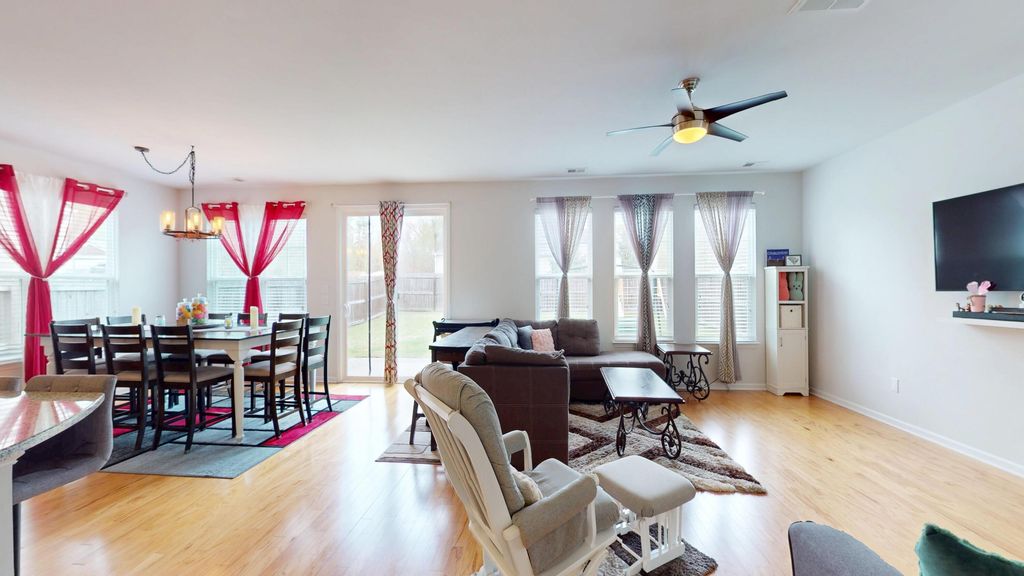 Photo of 208 Roanoke Hill Court, Summerville, SC 29483 (MLS # 26007997)