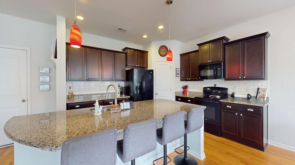 Photo of 208 Roanoke Hill Court, Summerville, SC 29483 (MLS # 26007997)