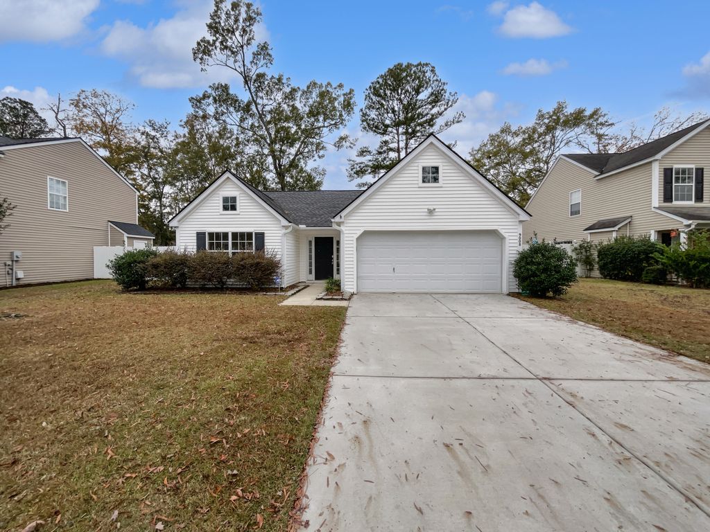 Photo of 9008 Fieldstone Trace, Summerville, SC 29485 (MLS # 25032134)