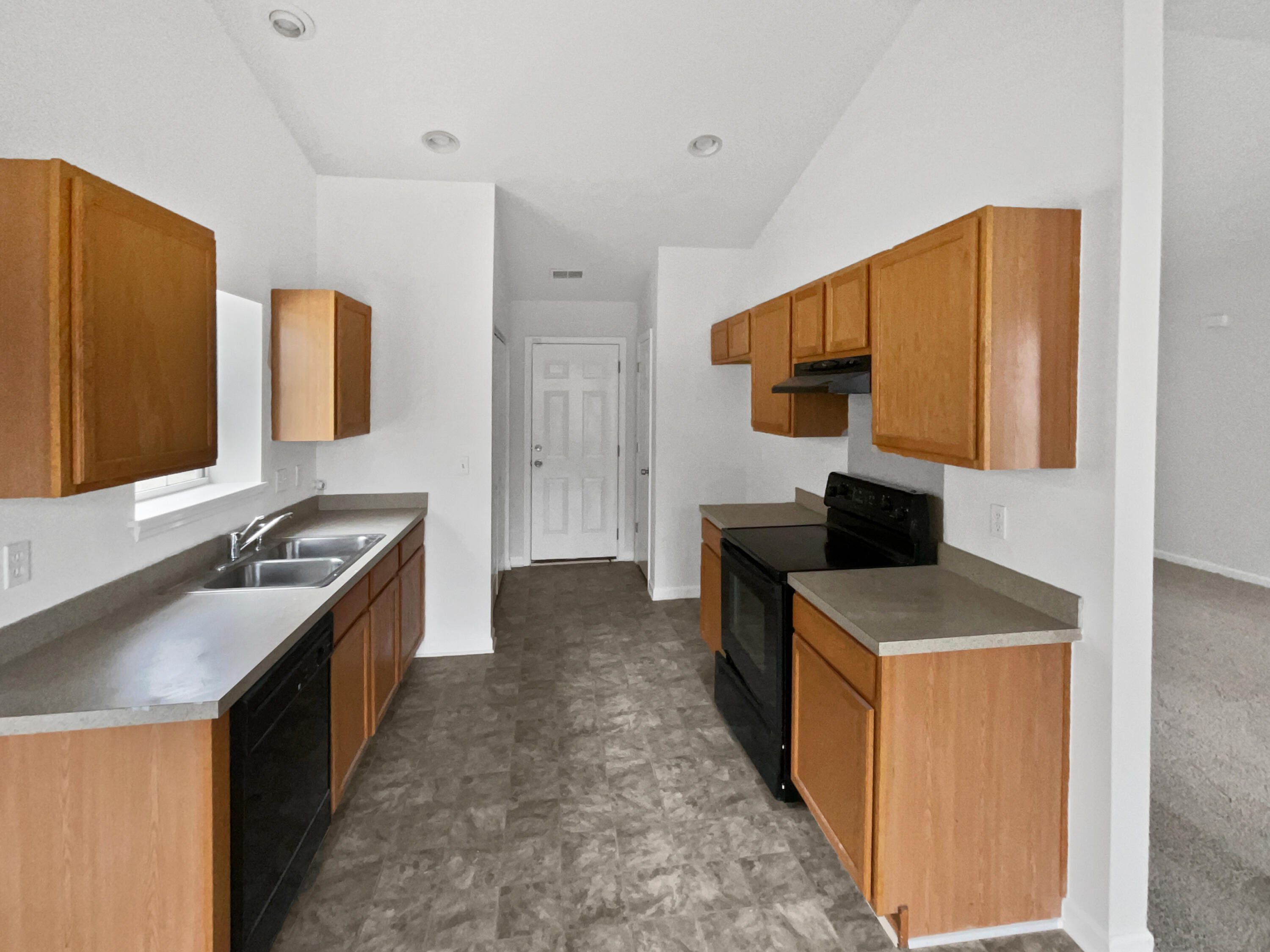 9008 Fieldstone Trace