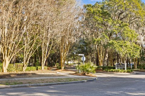 Photo of 1600 Long Grove Drive #Unit 1527, Mount Pleasant, SC 29464 (MLS # 26007588)