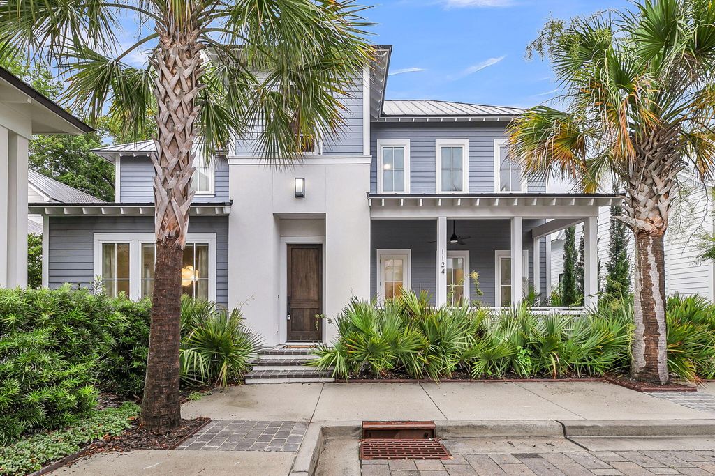 Photo of 1124 Fulton Hall Lane, Mount Pleasant, SC 29466 (MLS # 25019318)