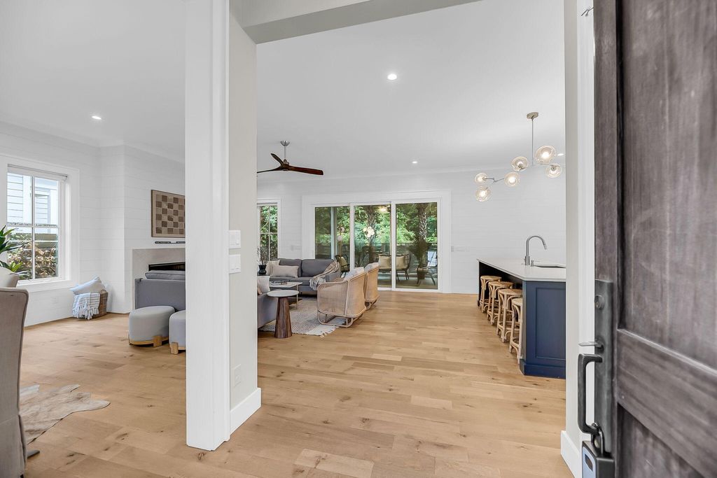 Photo of 1124 Fulton Hall Lane, Mount Pleasant, SC 29466 (MLS # 25019318)