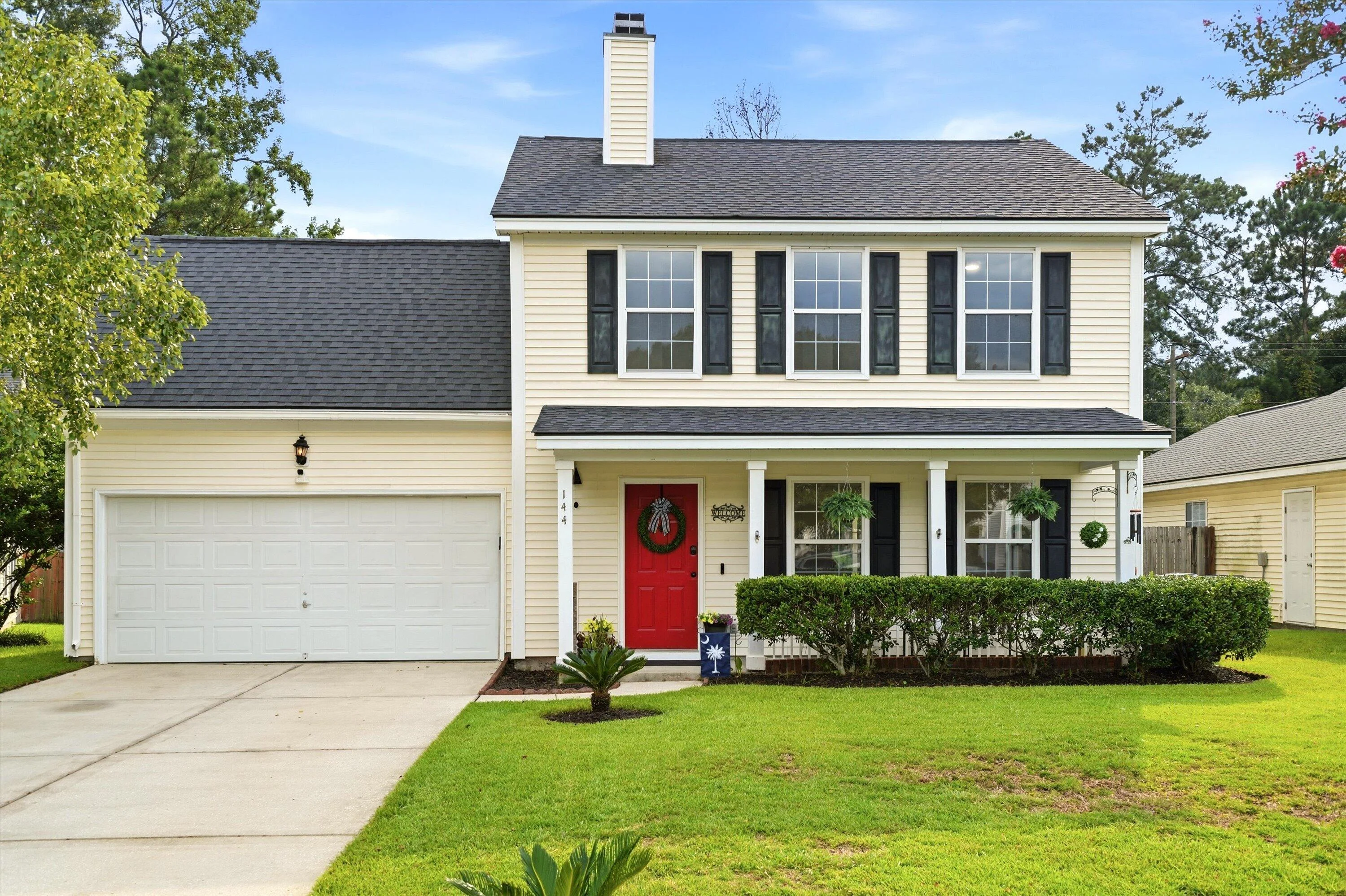 144 Two Pond Loop