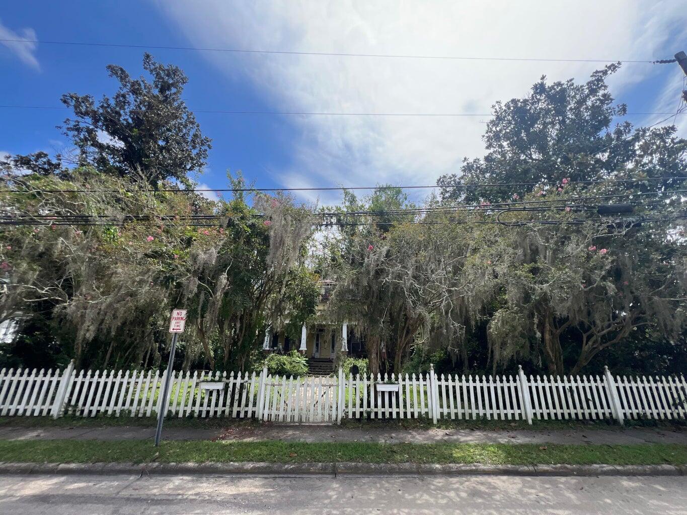 422 Hampton Street