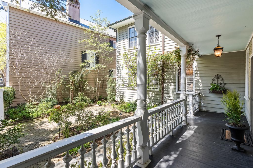 Photo of 28 Warren Street, Charleston, SC 29403 (MLS # 26007878)