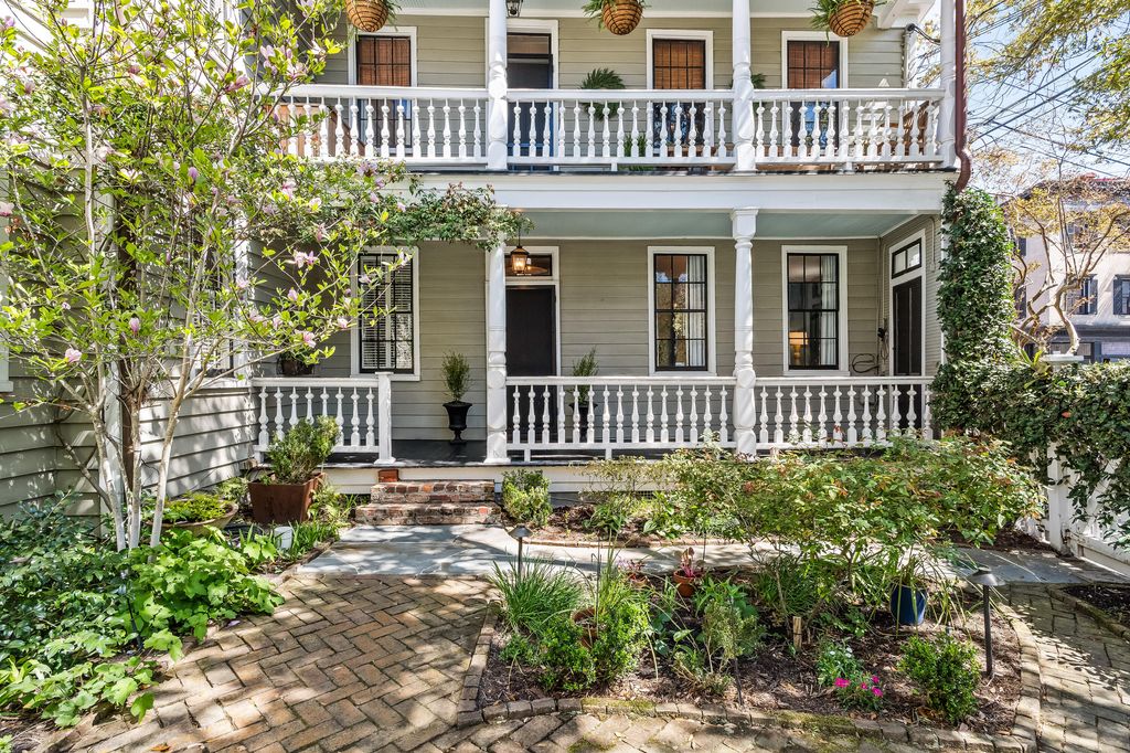 Photo of 28 Warren Street, Charleston, SC 29403 (MLS # 26007878)