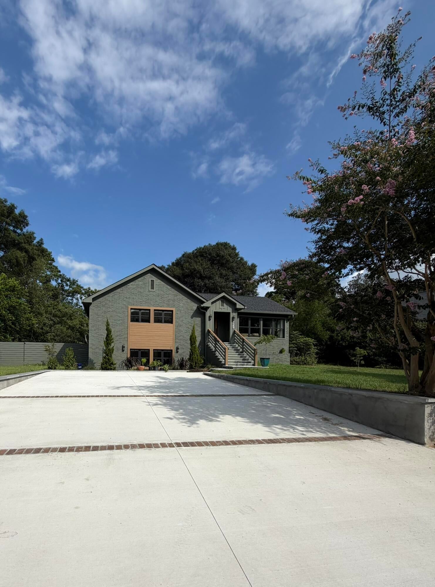 729 Fort Sumter Drive