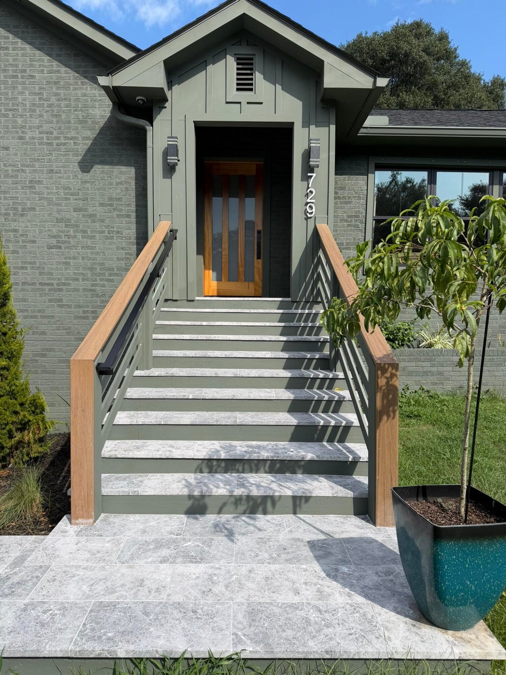 Photo of 729 Fort Sumter Drive, Charleston, SC 29412 (MLS # 26025544)
