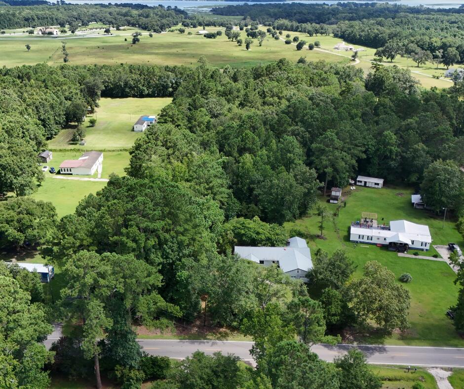 5077 Comments Road