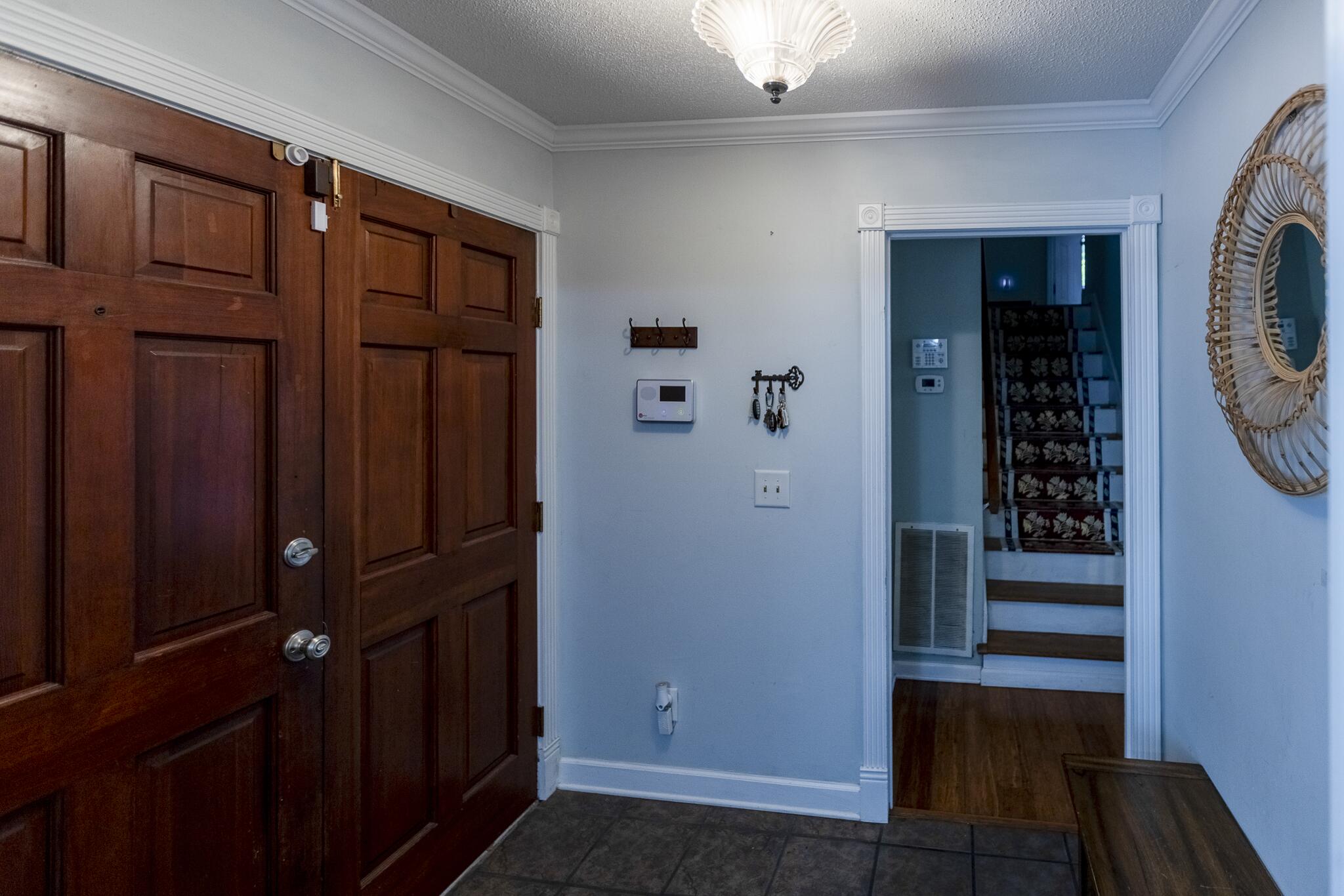 207 Foxcroft Lane