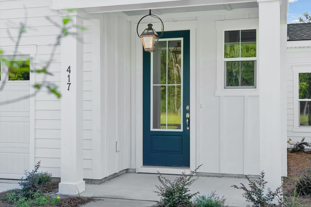 Photo of 427 Queenview Lane, Charleston, SC 29414 (MLS # 25017328)