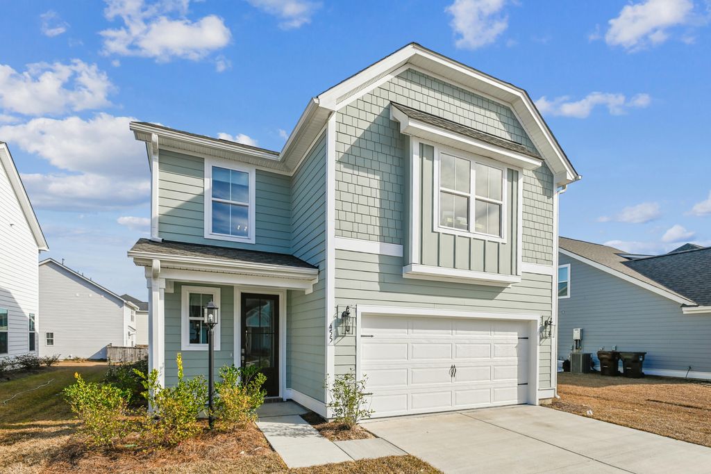 Photo of 455 Eagleview Drive, Moncks Corner, SC 29461 (MLS # 26000100)