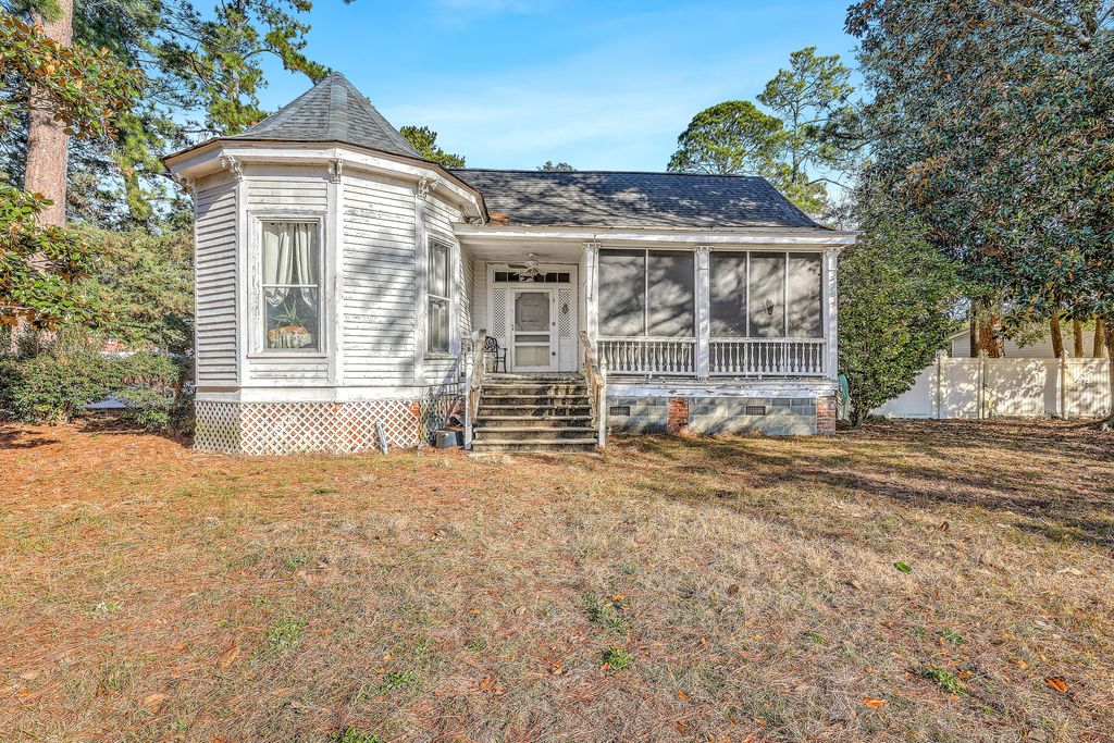 Photo of 108 NW Railroad Avenue, Saint George, SC 29477 (MLS # 25033086)