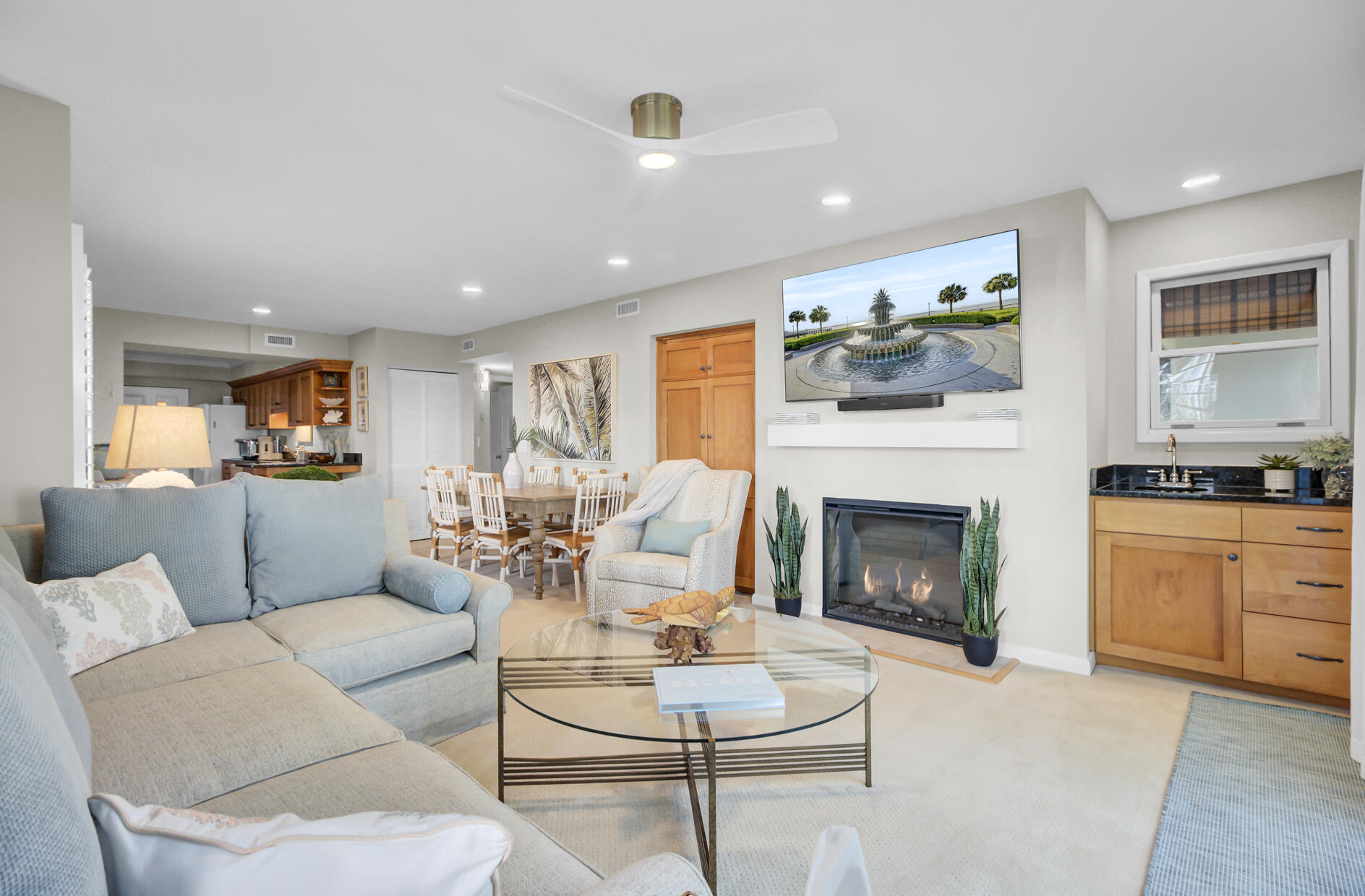 409 Yacht Harbor Court 409