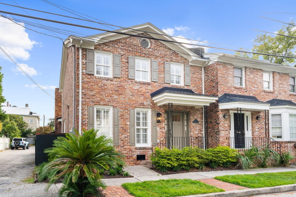 Photo of 2 Gadsden Street #B, Charleston, SC 29401 (MLS # 26028935)