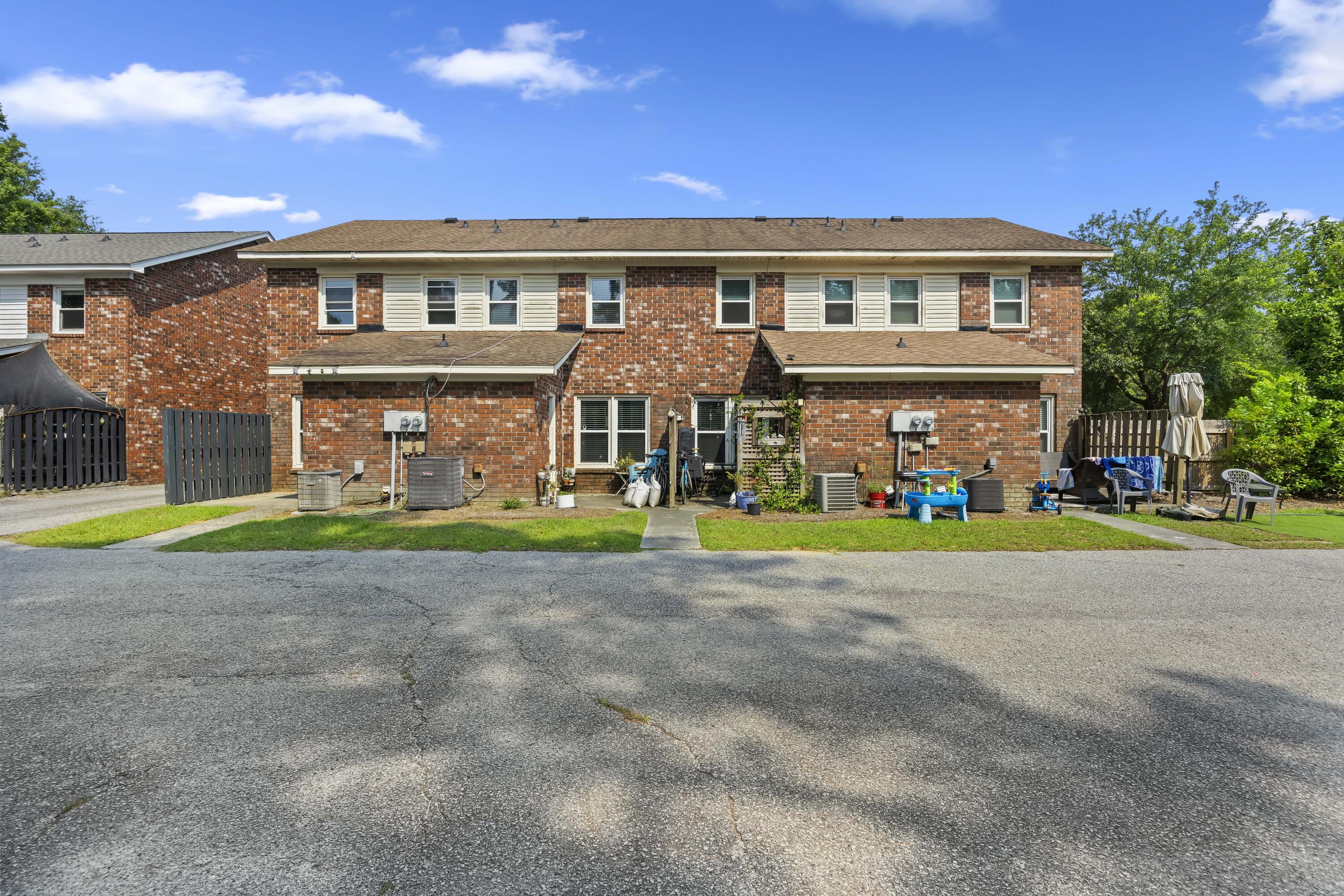 1 S Anderson Avenue