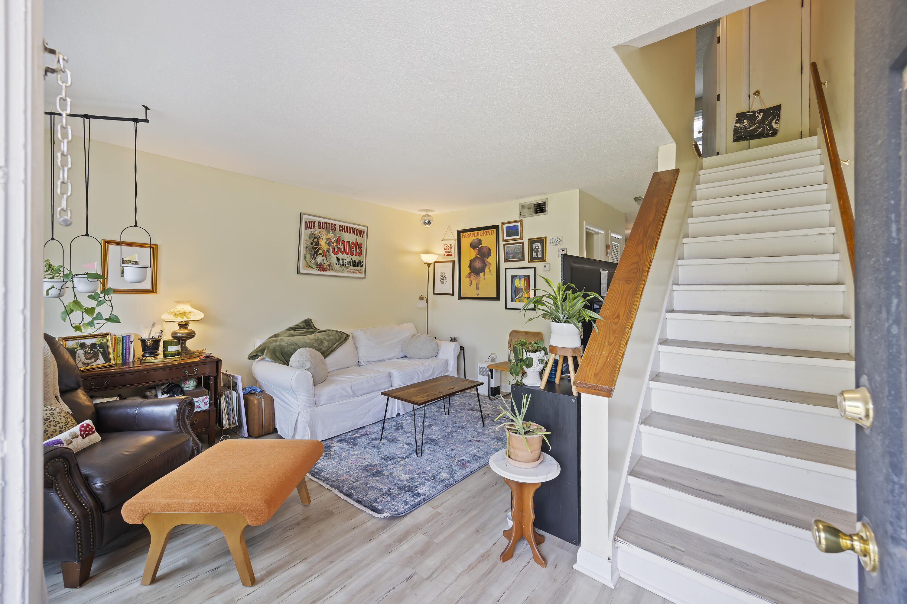 1 S Anderson Avenue