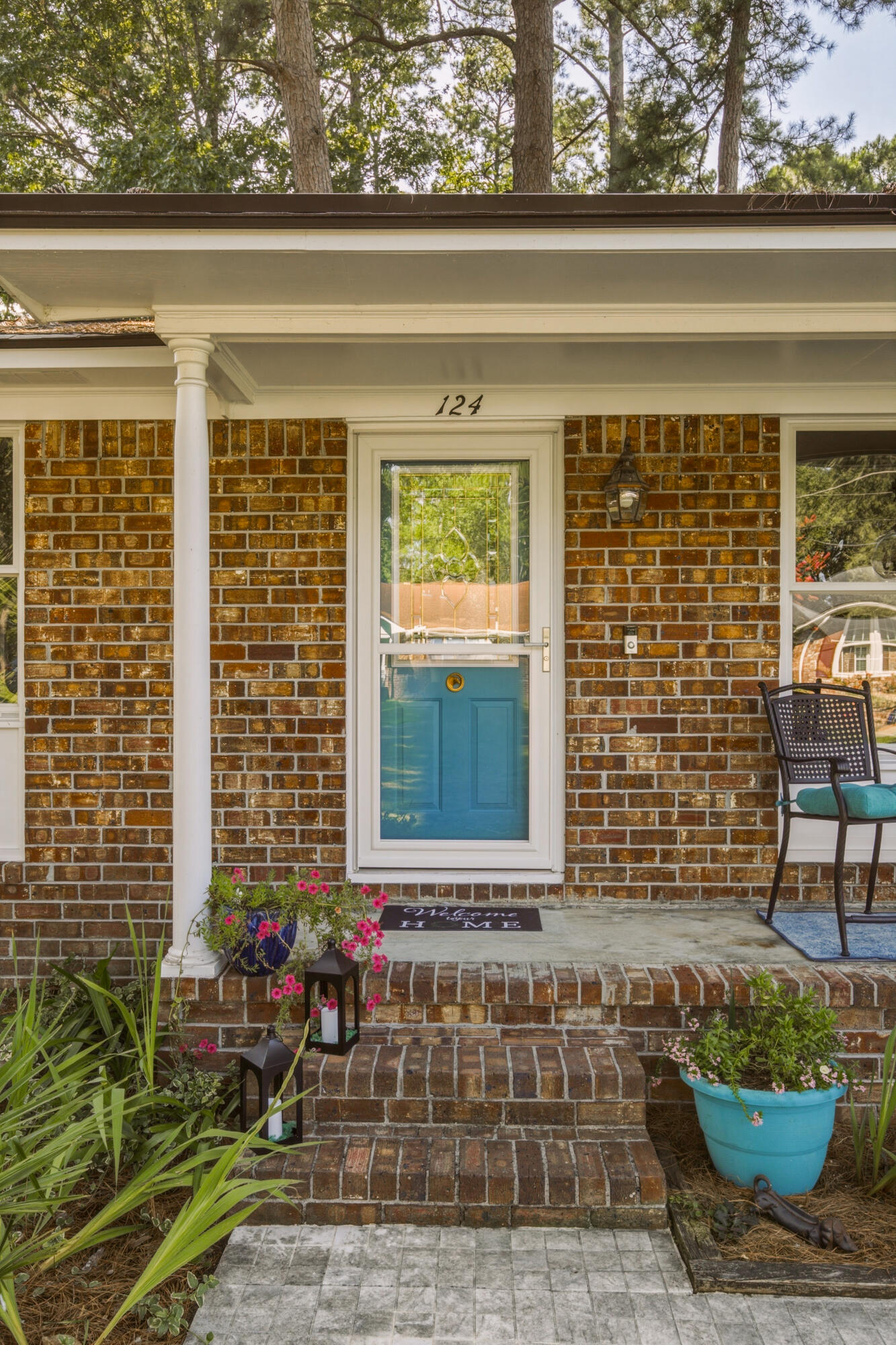 124 White Boulevard