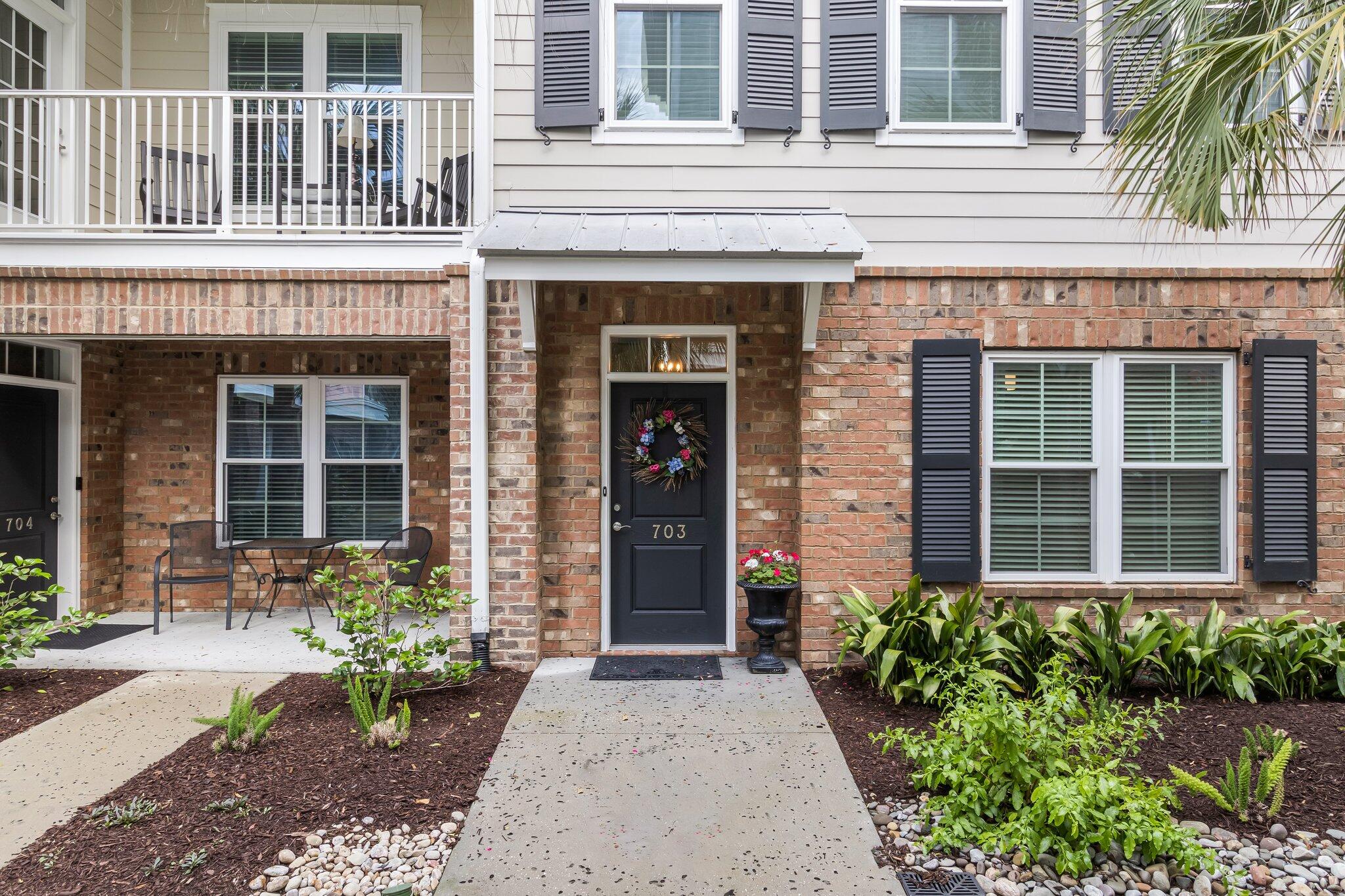 656 Coleman Boulevard 703