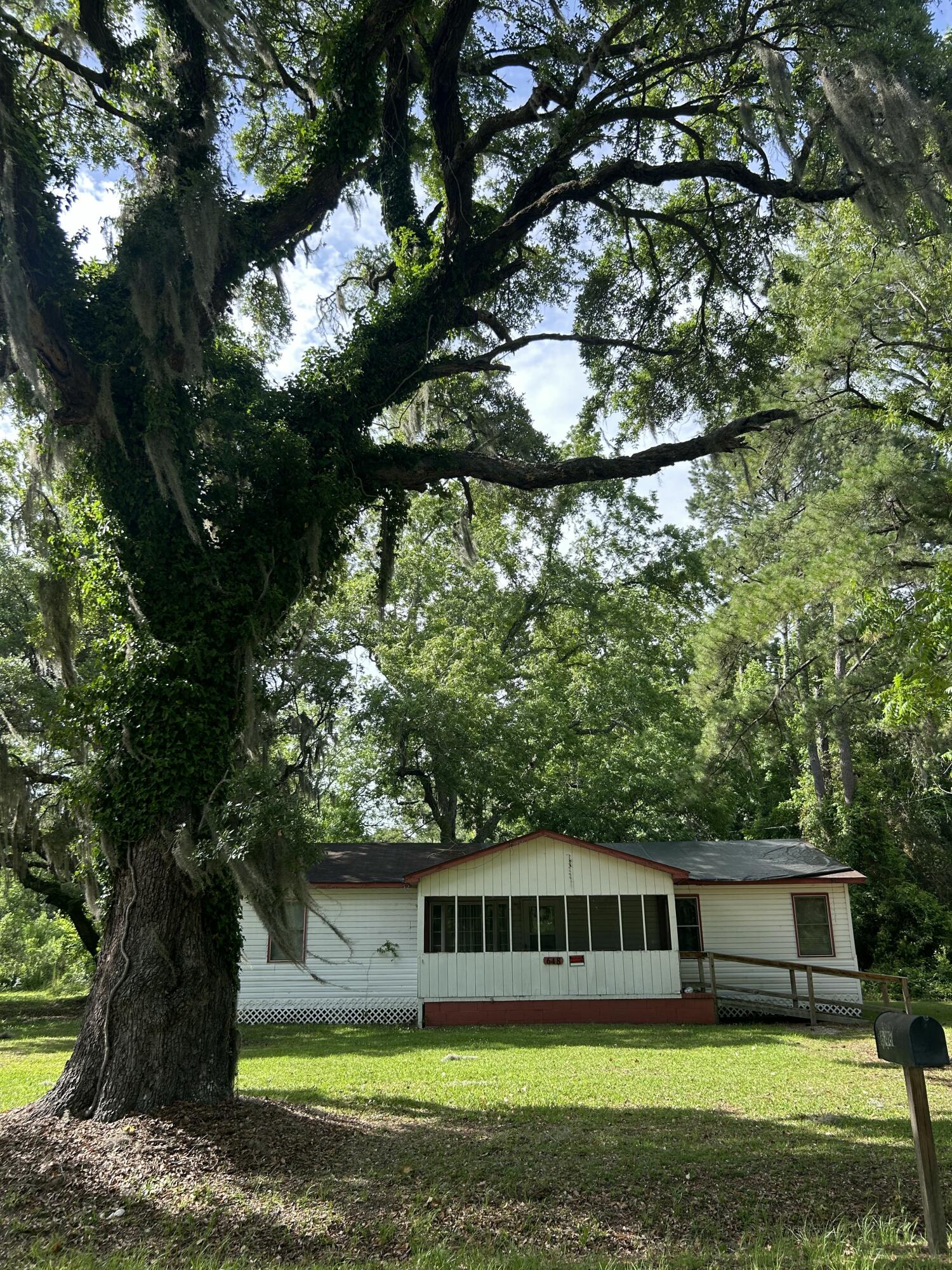 648 Society Road