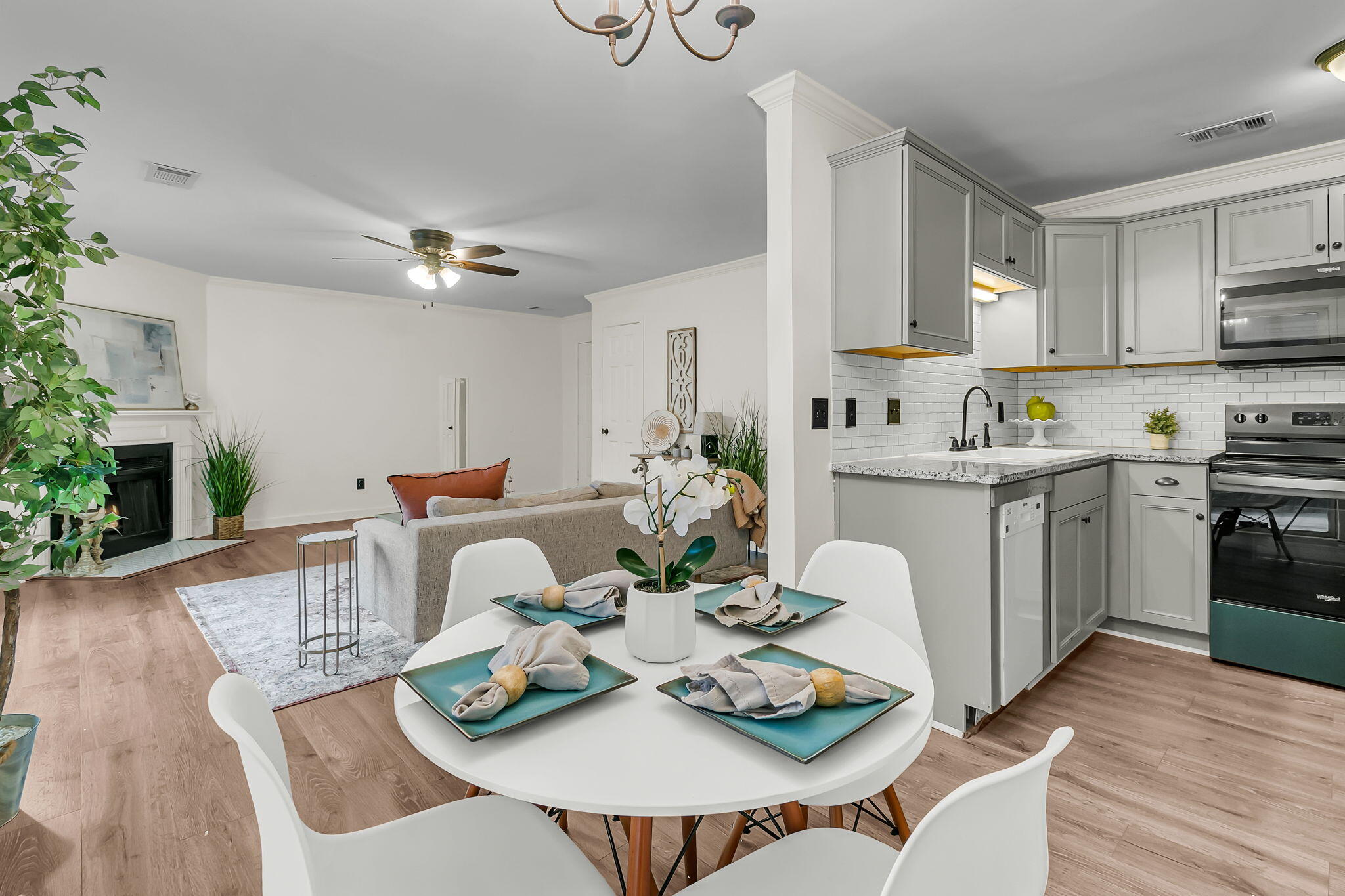 6287 Rolling Fork Road B