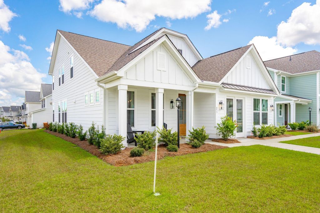 Photo of 778 Maynard Lane, Summerville, SC 29486 (MLS # 26000894)