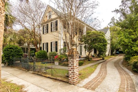 Photo of 10 Council Street, Charleston, SC 29401 (MLS # 26008631)