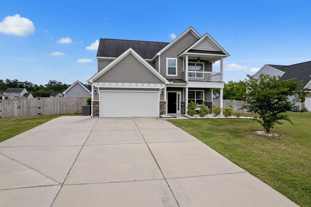 Photo of 151 Lakelyn Road, Moncks Corner, SC 29461 (MLS # 26013657)