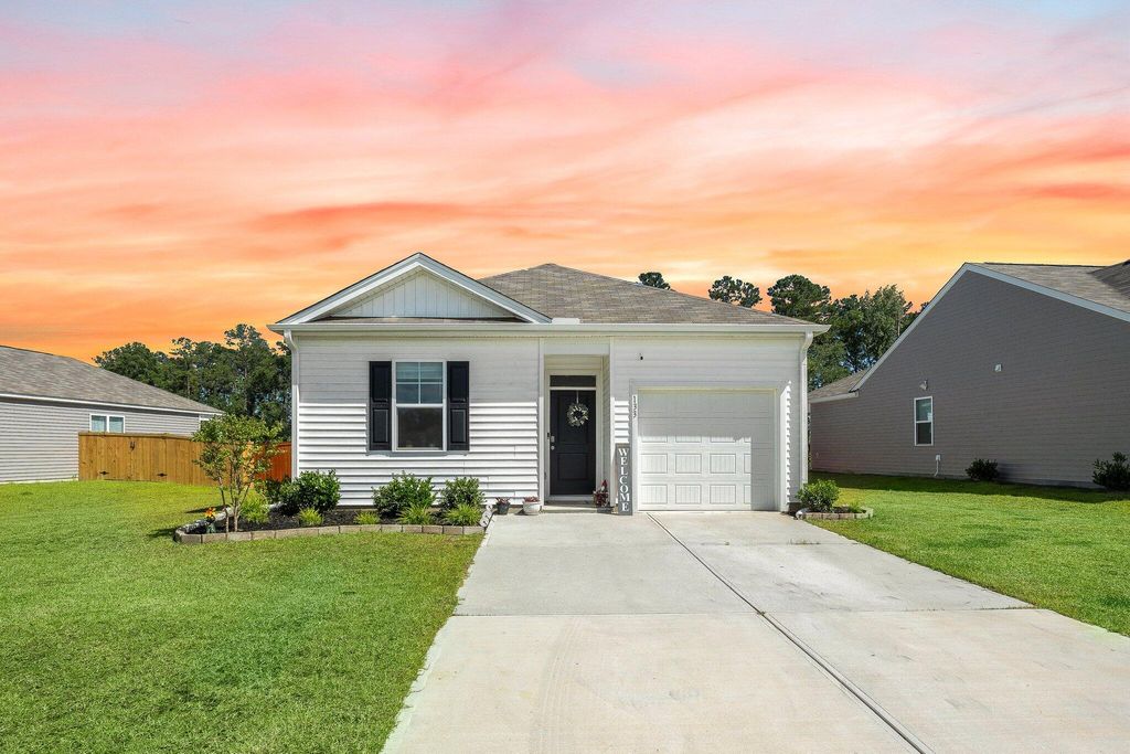 Photo of 133 Ivory Shadow Road, Summerville, SC 29486 (MLS # 25018582)