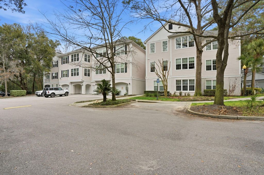 Photo of 60 Fenwick Hall Allee Aly #637, Johns Island, SC 29455 (MLS # 26004966)