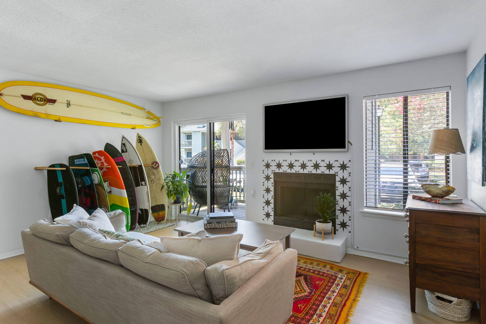 1481 Center Street 1602